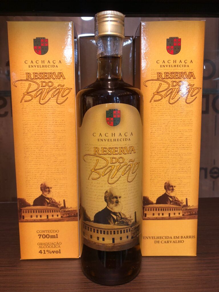 Cachaca envelhecida Reserva do barão se